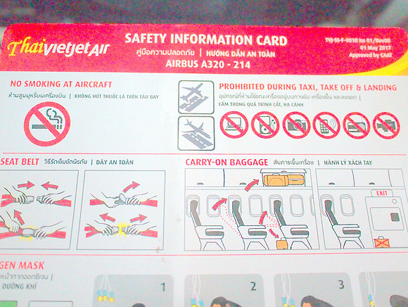 PB048595-safety-card
