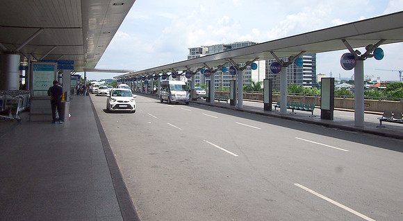 PA198287-departures-road