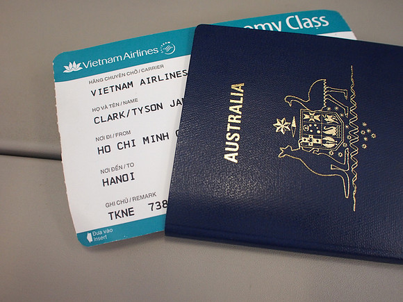 PB298748-boarding-pass
