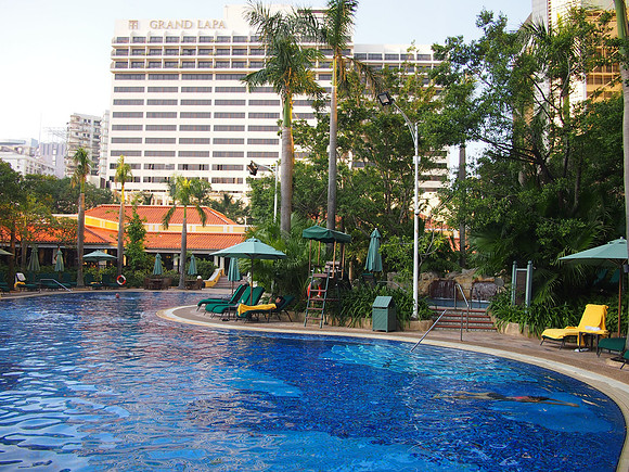 PC049042-grand-lapa-pool
