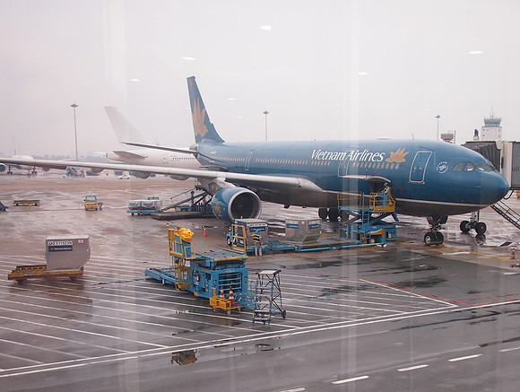 PB298723-vitnam-airlines-sgn-han