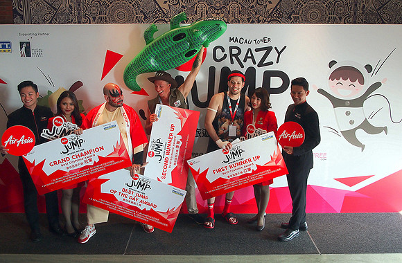 PC049040-jump-winners