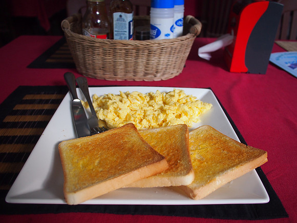 PC289169-tt-breakfast
