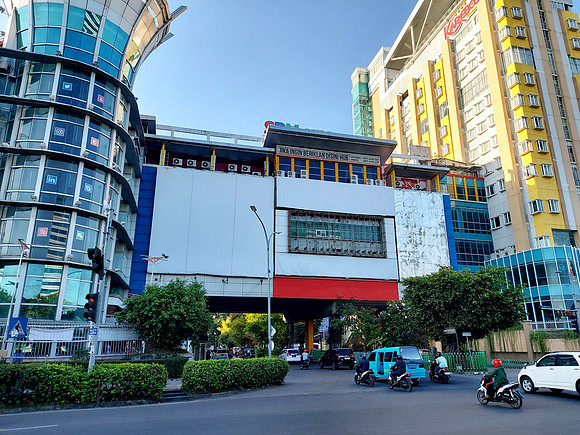 20240514_165400-makassar-trade-center