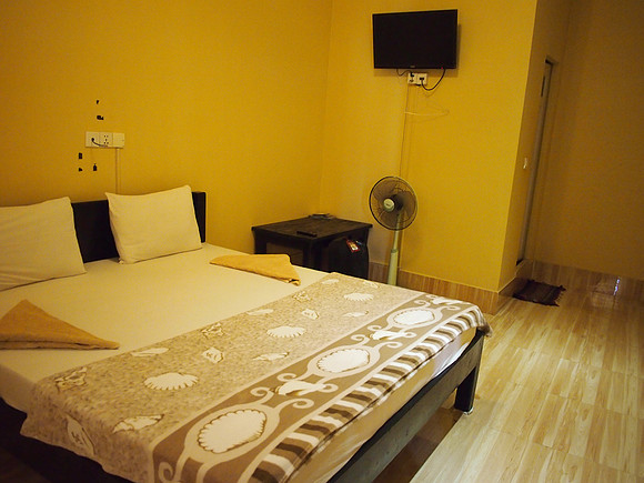 P1029646-captain-chims-room