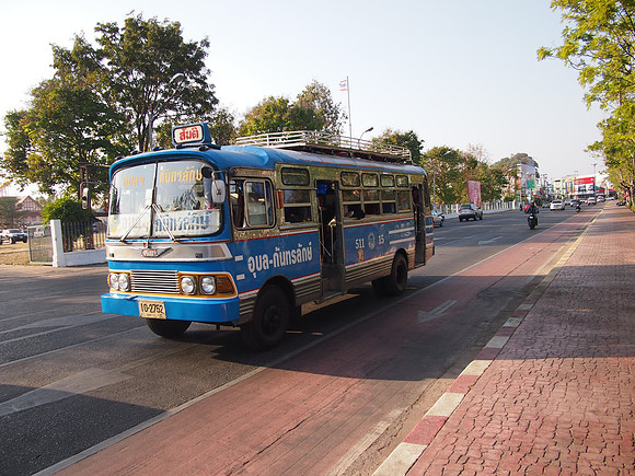 P2069997-local-bus