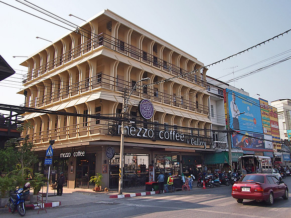 P2070100-mezzo-coffee