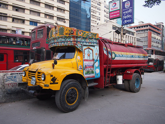 P2140594-water-truck
