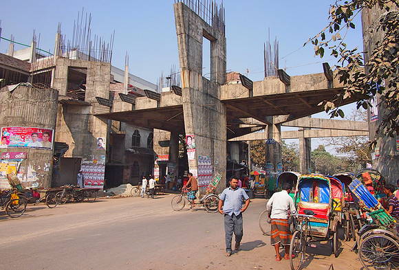 P2150631-unfinished-overpass
