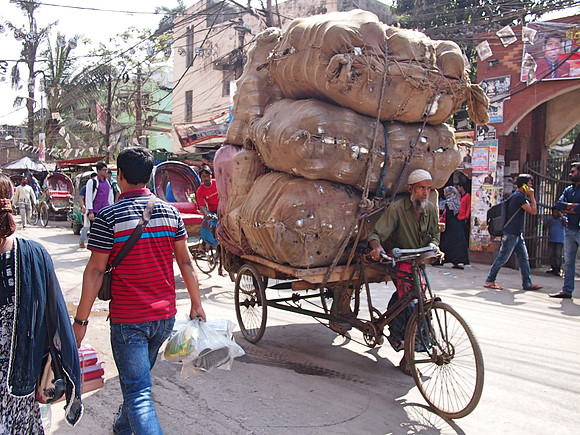 P2150697-overloaded-bike