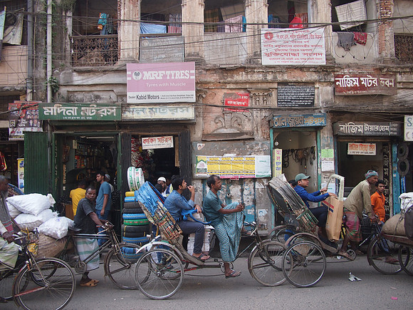 P2150752-rickshaw-jam