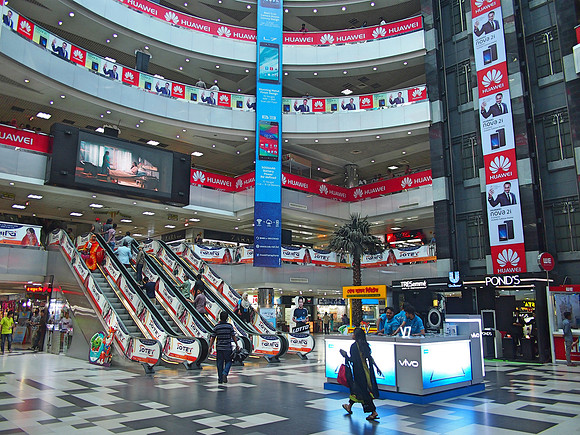 P2160821-bashundhara-city-shopping-complex