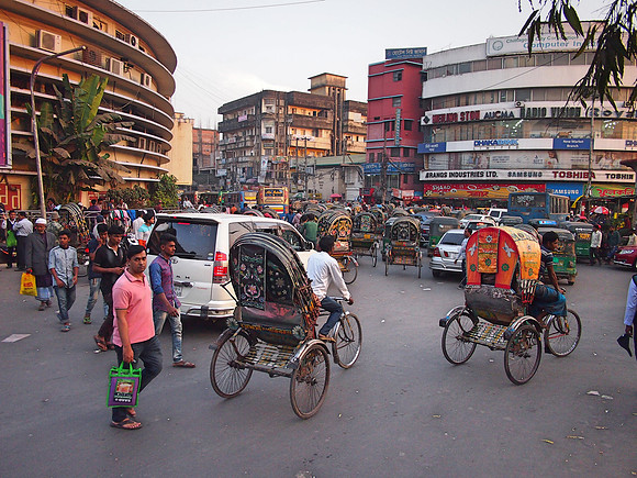 P2170889-traffic
