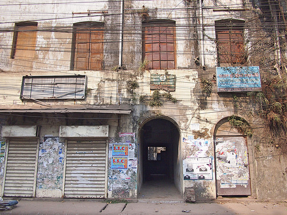 P2180912-old-port-building