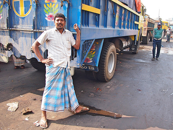 P2180928-posing-trucker