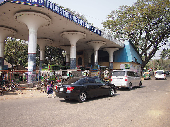 P2180987-cng-refuelling-station