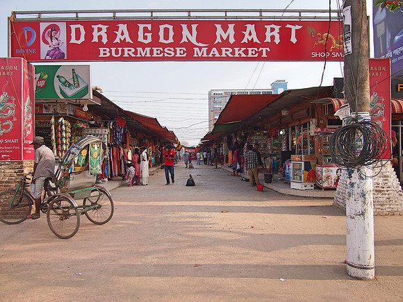 P2201173-burmese-market