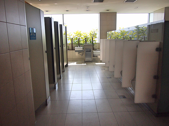 P2281583-toilet-view