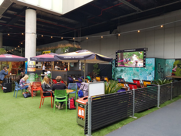 20180412_111143-pop-up-bar