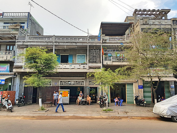 20180515_171618-nguyen-hue-modernists