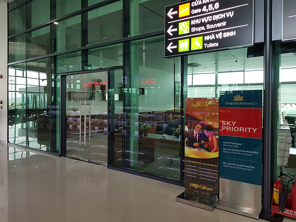 20180517_115613-business-lounge