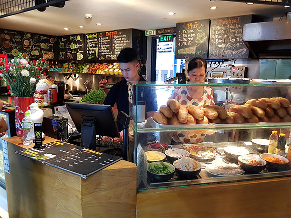 20180515_100245-banh-mi-and-juice