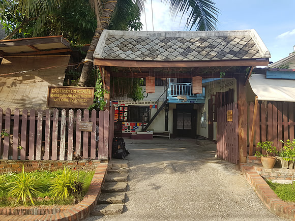 20180530_165546-khonesavanh-guesthouse