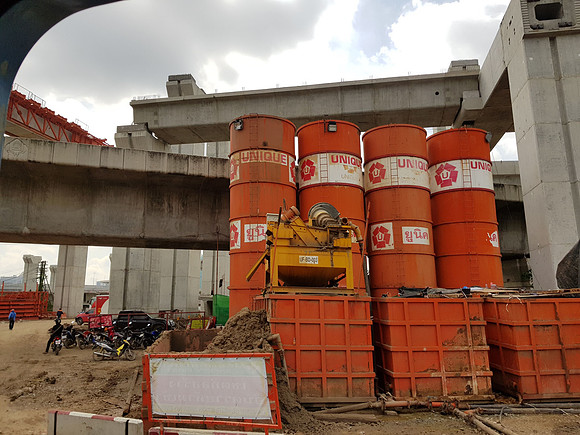 20180530_091137-cement-silos-bang-sue