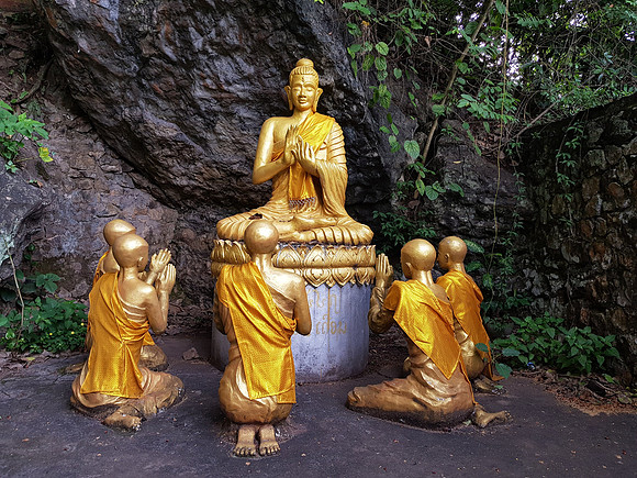 20180601_163626-pray-to-buddha