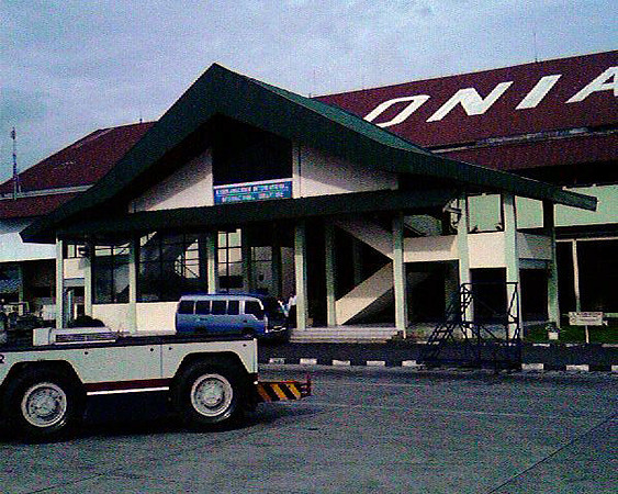 polonia-airport