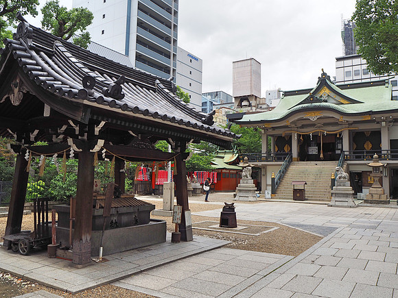 P6290056-shinto-shrine
