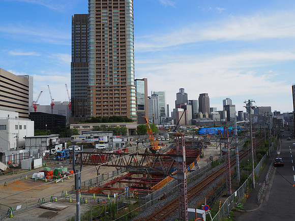 P6280106-osaka-station-construction
