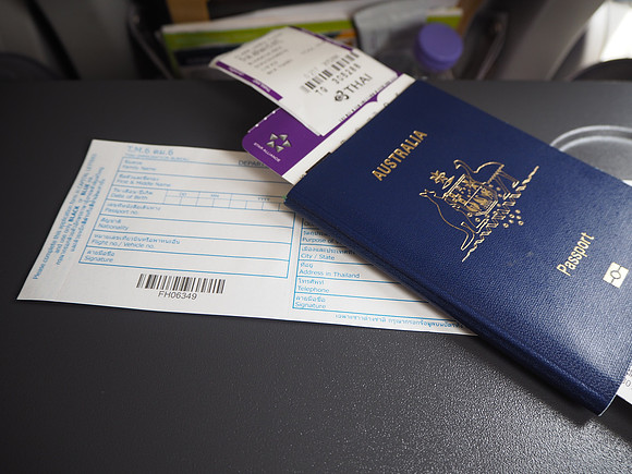 P7170082-landing-card