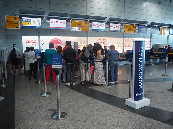 P7200025-air-astana-check-in