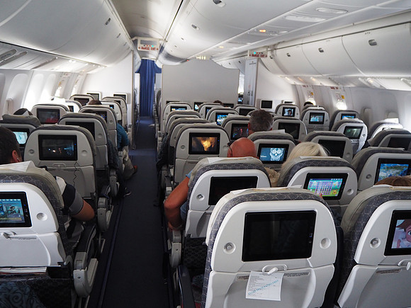 P7190051-b767-2-3-2-seats