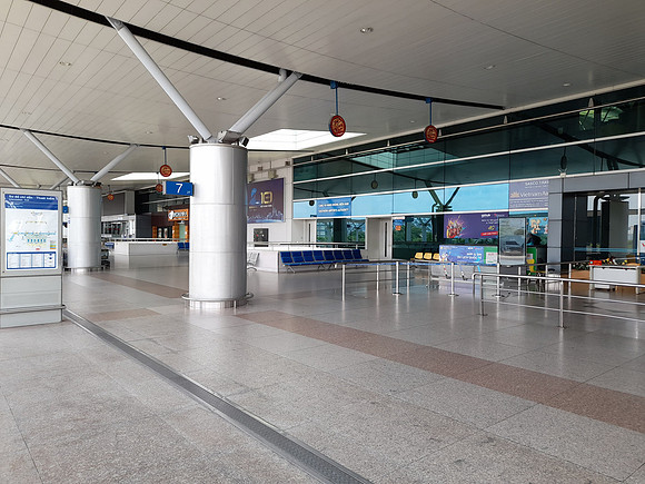20210821_105832-empty-departure-area