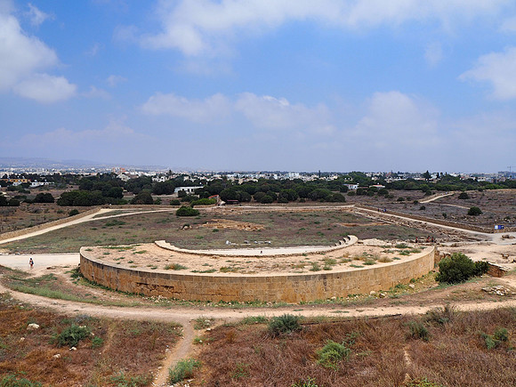 P8030055-paphos-archeaological-site