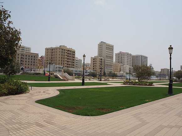 P8120057-rolla-square-park