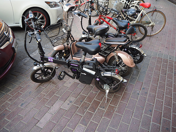 P8120112-electric-bikes