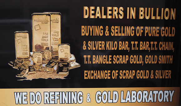 P8130116-dealers-in-bullion