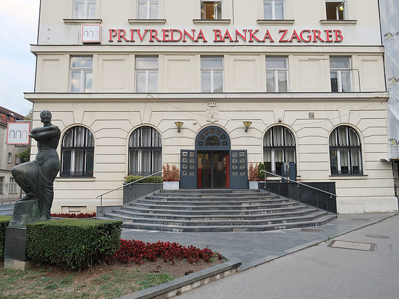IMG_0032-privredna-banka-zagreb