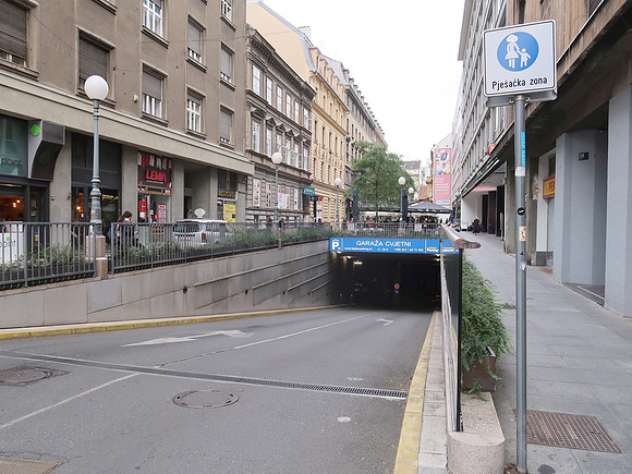 IMG_0076-varsavska-underground-parking