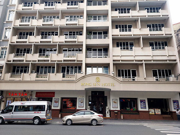 20231004_125828-bong-sen-hotel