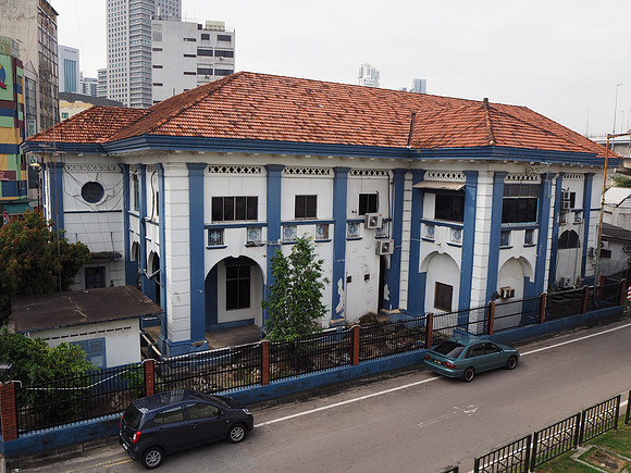 P9080101-police-station