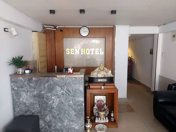 20230924_145655-sen-hotel-reception