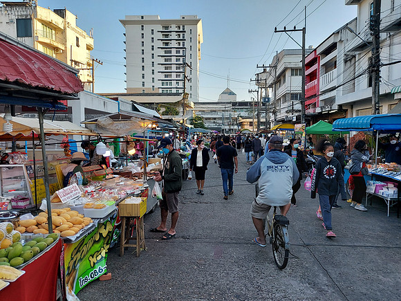 20220224_172409-night-market