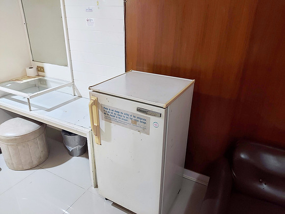 20230311_181045-indra-hotel-fridge