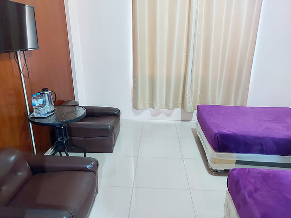 20230311_181032-indra-hotel-room