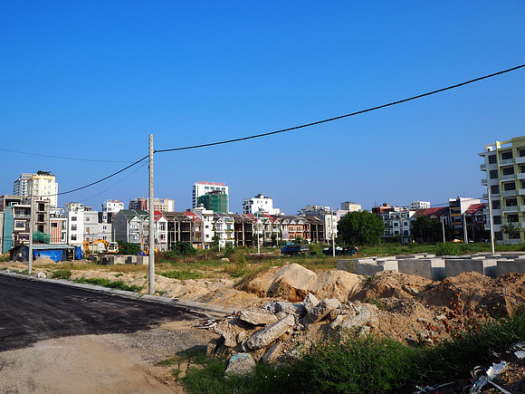 PA080080-new-housing-development