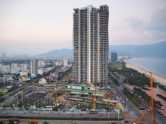 PA080141-wyndham-soleil-danang
